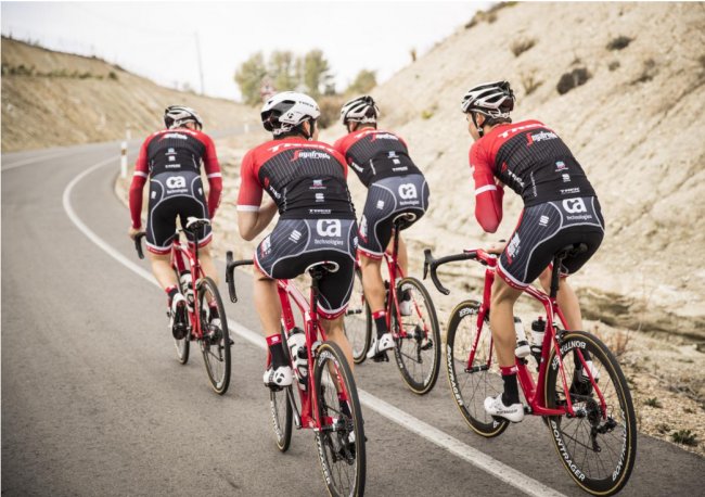 El equipo ciclista Trek-Segafredo personaliza sus aplicaciones de gestión con CA Project and Portfolio Management